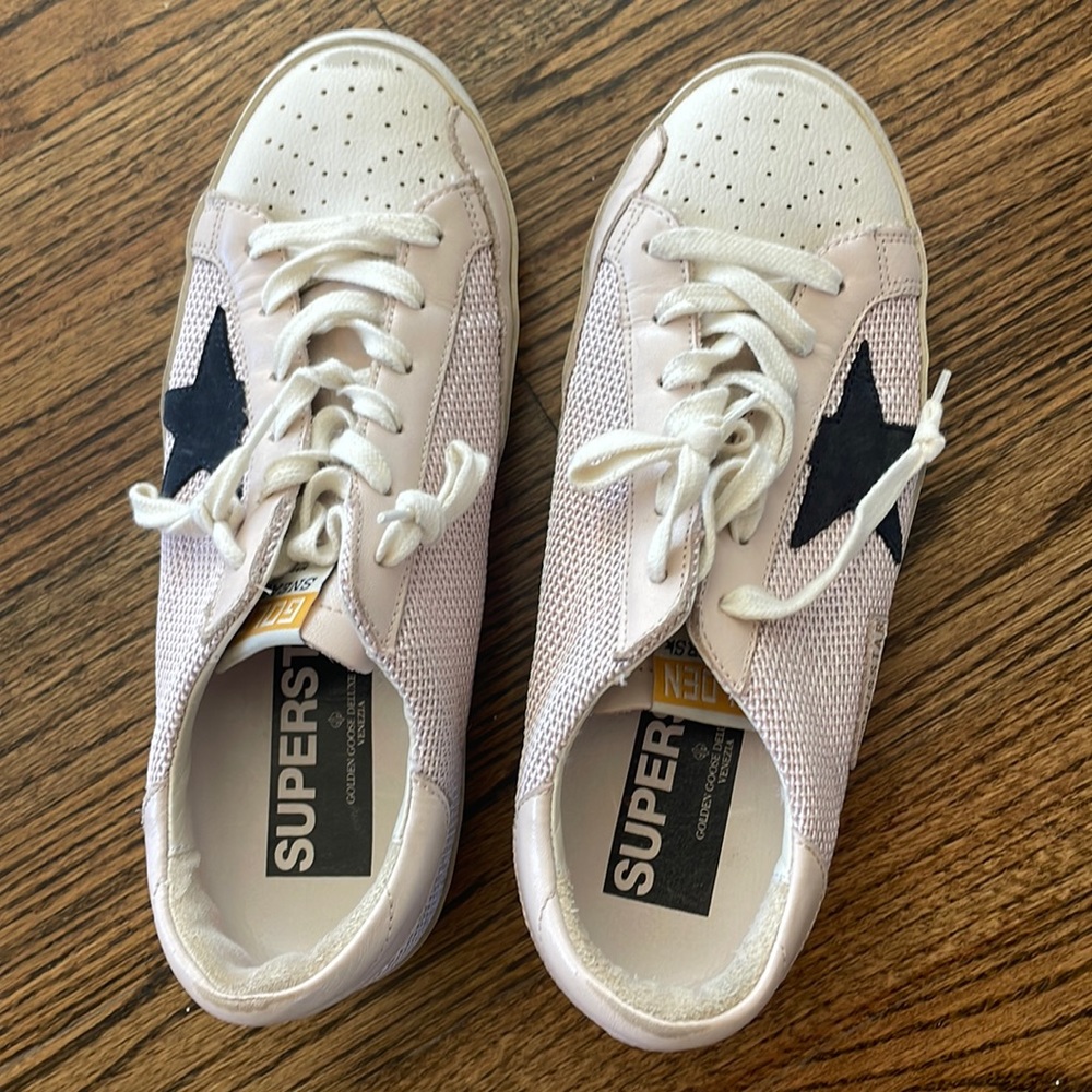 Barely worn, great condition Golden Goose sneakers. Size is 38 US size 8